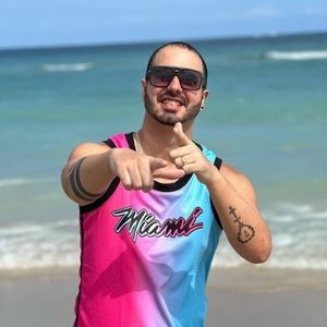 Meet your Posher, Joel